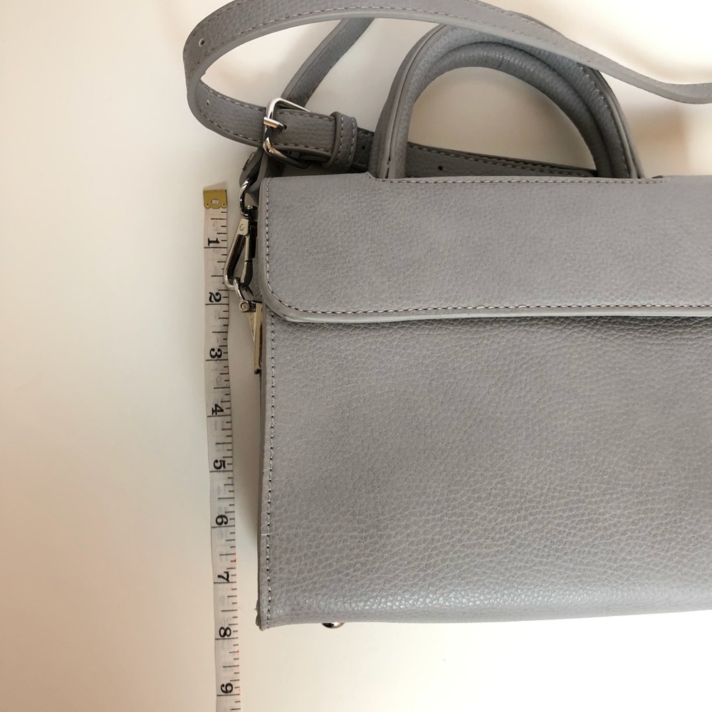 Cute Crossbody - Picture 5 of 8